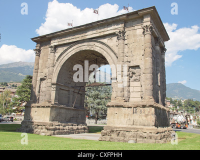 Arco d'Augusto (Arc d'août) à Aoste Italie Banque D'Images