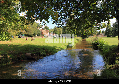 Le TILLING Bourne à Abinger Hammer près de Dorking Surrey England UK Banque D'Images