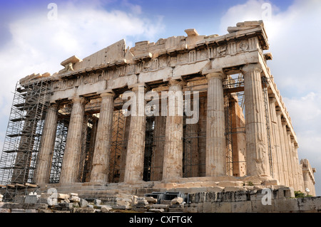 En cours de restauration du temple du Parthénon sur l'Acropole à Athènes, Grèce Banque D'Images