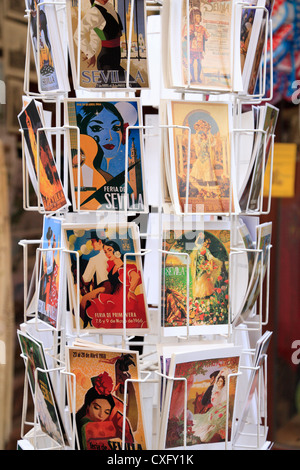 Rack de cartes postales à vendre à Séville avec photos images image de flamenco espagnol Banque D'Images