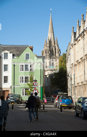 Oriel Square centre-ville d'Oxford et le clocher de St Mary the Virgin England UK Banque D'Images