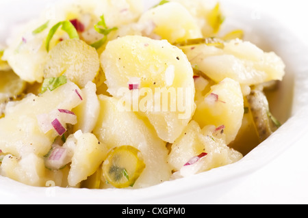 Salade de pommes de terre traditionnelle de l'Allemagne du Sud Banque D'Images