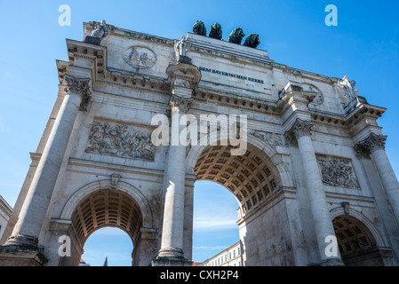 Siegestor, Victory Gate, Ludwigstrasse, Munich, Bavière, Allemagne Banque D'Images