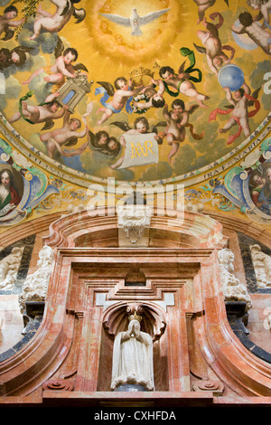 Les peintures sur le plafond de la cathédrale Mezquita (la Grande Mosquée) intérieur à Cordoue, Espagne, Andalousie. Banque D'Images