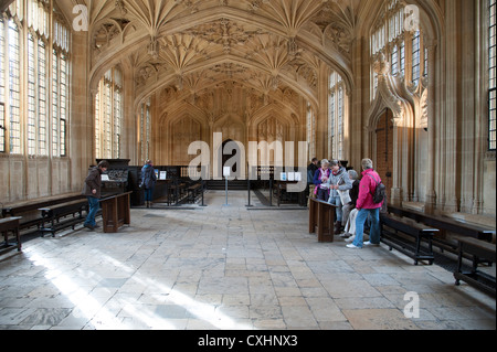 La Divinity School Oxford University's première salle d'examen au sein de la Bodleian Library Oxford England UK Banque D'Images