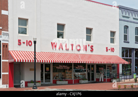 L'Arkansas, Wal-Mart Bentonville, Centre des Visiteurs, situé à Sam Walton's varieity original store. Banque D'Images