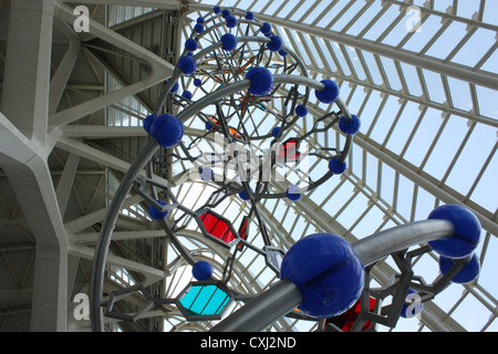 Le modèle de l'ADN en double hélice au Musée des sciences à la Cité des Arts et des Sciences de Valence, Espagne Banque D'Images