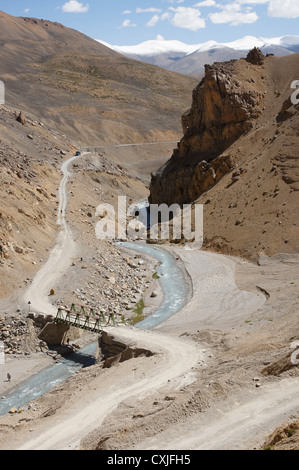 Paysage entre lachulung la et Pang, manali leh-autoroute, Jammu-et-Cachemire, l'Inde Banque D'Images