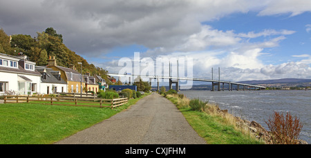 Pont Kessock et la ville de North Kessock INVERNESS Inverness-shire Highlands Scotland UK Banque D'Images