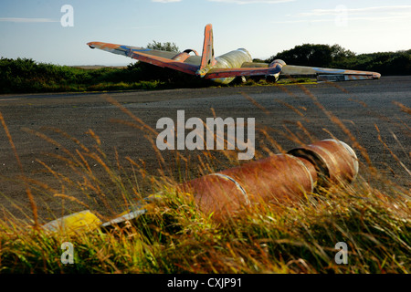 English Electric Canberra, portant à Predannack abandonnés à Cornwall Aviation Banque D'Images