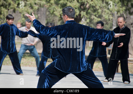 Tai Chi au parc du Temple du Ciel, Beijing Banque D'Images