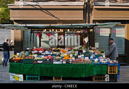 Whitecross Street market jardiniers Banque D'Images