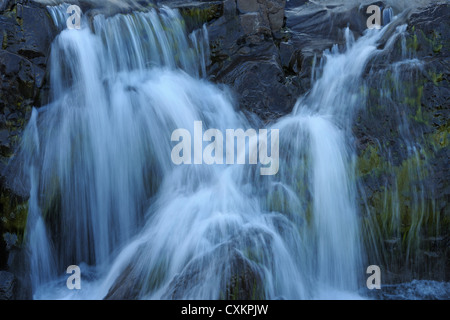 Cascade, Bruarfoss, Vesturland, Islande Banque D'Images