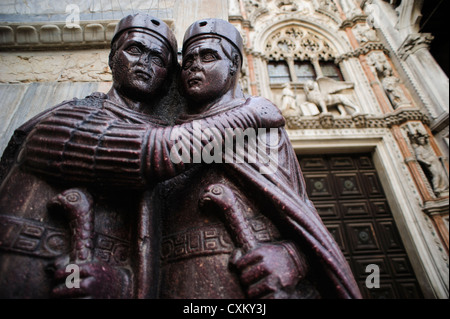 Le Portrait des quatre Tetrarchs par la Place San Marco, Venise, Italie. Banque D'Images