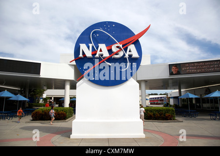 Insigne logo emblème de la NASA au Centre spatial Kennedy en Floride USA Banque D'Images