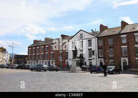 Place du Château, Caernarfon, Gwynedd, au nord du Pays de Galles, Pays de Galles, Royaume-Uni, Europe Banque D'Images