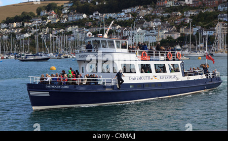 Château de Dartmouth Ferry. La rivière Dart, Devon, Angleterre Banque D'Images