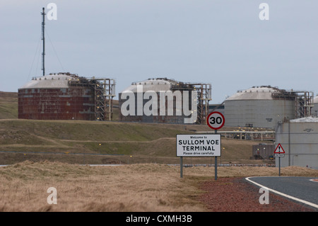 Entrée de Sullom Voe Oil Terrminal sur l'Îles Shetland Banque D'Images