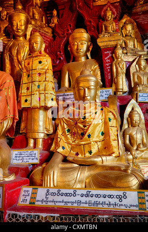 Statues de Bouddha en grotte Shwe Oo Min, Pindaya, Shan State, Myanmar, Birmanie. Banque D'Images