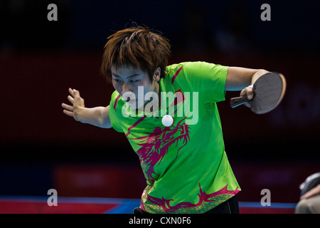 Ding Ning (Chn) gagne le women's tennis de table Médaille d'argent dans les Jeux Olympiques d'été, Londres 2012 Banque D'Images