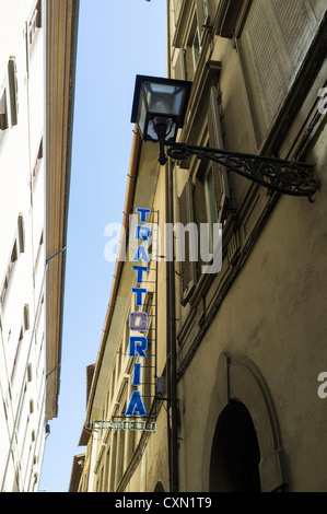 Restaurant Trattoria sign in Florence, Toscane, Italie Banque D'Images