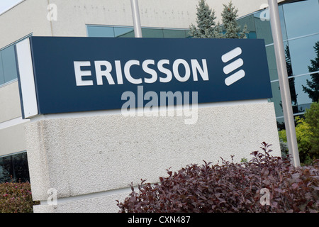 Ericsson, société à signer à l'extérieur du bureau Banque D'Images