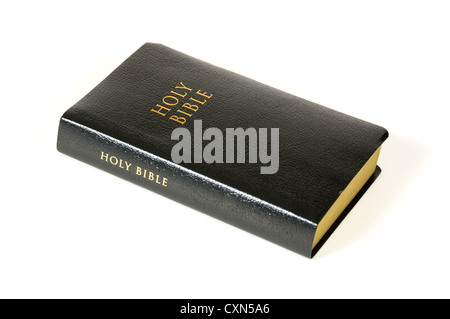 Sainte Bible sur fond blanc