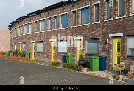 Une rangée de nouvelles maisons en terrasse aux Pays-Bas Banque D'Images