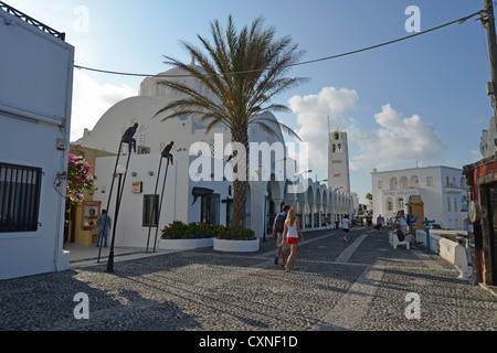 Gold Street, firostefani, Santorini, Cyclades, Mer Égée, Grèce Région Sud Banque D'Images