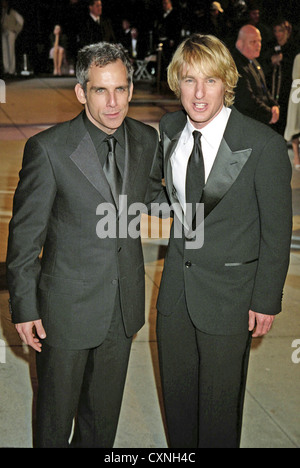 BEN STILLER acteur de cinéma américain (à gauche) et Owen Wilson en 2004 Banque D'Images