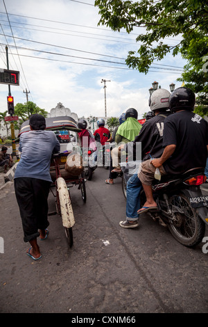 Trafic dans Yogyakarta, Indonésie Banque D'Images