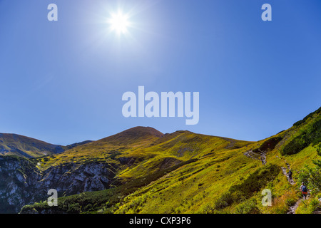 Tatra, sous le soleil, en Pologne. Banque D'Images