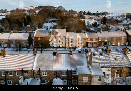 Osmotherley Village en hiver de St Peter's Church Tower North Yorkshire Angleterre Banque D'Images