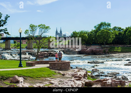 Falls sur la rivière Big Sioux Falls, Parc, Sioux Falls, South Dakota, USA Banque D'Images