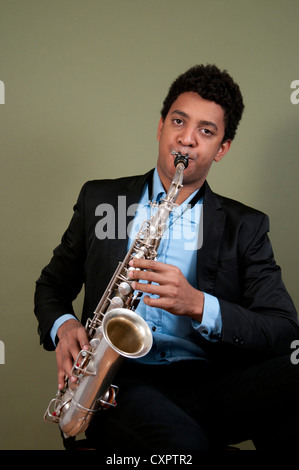 Le saxophoniste cubain Banque D'Images