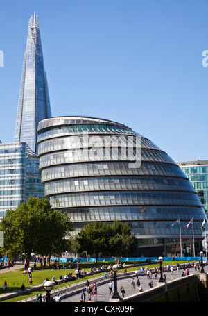 Bâtiment avec GLC Shard en arrière-plan Banque D'Images