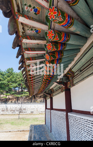 Peuples démocratique République populaire démocratique de Corée (RPDC), la Corée du Nord, de la ville de Kaesong, le mausolée du roi Wang Kon Banque D'Images