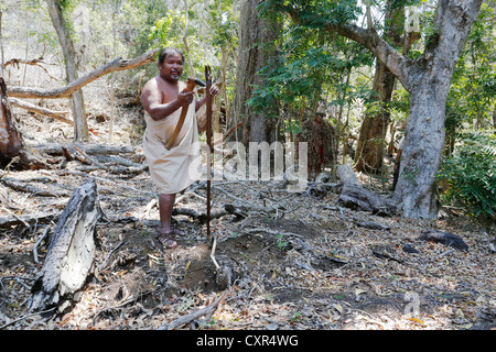 Constructeur du canot à un "Vivre l'histoire", conférence, école de Hawaii Volcanoes National Park, Big Island, USA *** Modèle Limited Release - Banque D'Images
