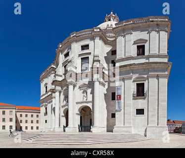 L'église de Santa Engrácia, mieux connu sous le nom de Panthéon National (Panteão Nacional). Lisbonne, Portugal. L'architecture baroque du 17ème siècle Banque D'Images