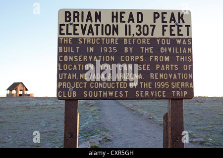 Information board au sommet du pic de Brian Head, Utah, USA Banque D'Images