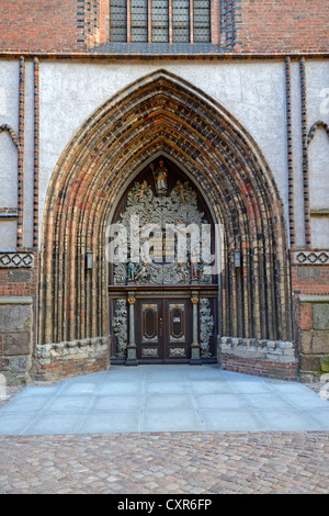 Portail ouest de Nikolaikirche, Église Saint Nicolas, ville hanséatique de Stralsund, Site du patrimoine mondial de l'UNESCO Banque D'Images