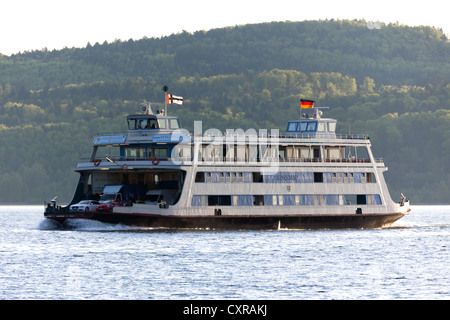 Constance car-ferry sur le lac de Constance en début de matinée, Bade-Wurtemberg, Allemagne, Europe, PublicGround Banque D'Images