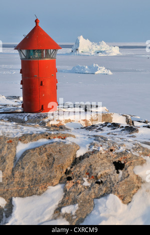 Phare, Qeqertarsuaq ou l'île Disko, le Groenland, l'Arctique nord-américain Banque D'Images