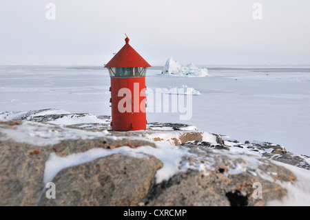 Phare, Qeqertarsuaq ou l'île Disko, le Groenland, l'Arctique nord-américain Banque D'Images