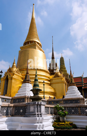 Les pagodes et les tours, Grand Palace, Bangkok, capitale de la Thaïlande, en Asie du sud-est Banque D'Images