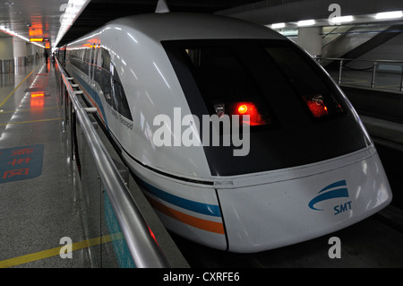 Train Maglev, Transrapid, Shanghai, Chine, Asie Banque D'Images