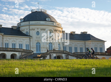 Escalier, balustrade, Palais Rococo, Schloss Solitude, construit par le duc Carl Eugen von Württemberg, Stuttgart, Stuttgart-West Banque D'Images