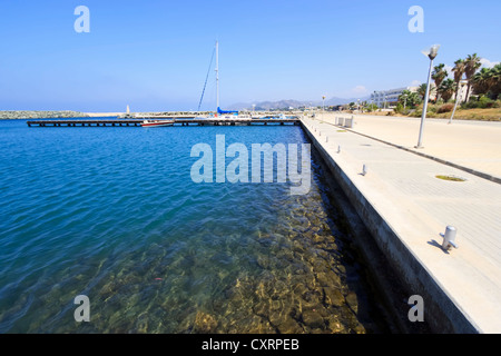 Kato Pyrgos, marina, région de Paphos, Chypre Banque D'Images