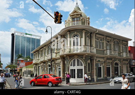 Vieux bâtiment rénové, San Jose, Costa Rica, Amérique Centrale Banque D'Images