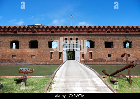 Pont sur les douves sally port entrée de fort Jefferson le parc national sec de Tortugas florida keys usa Banque D'Images